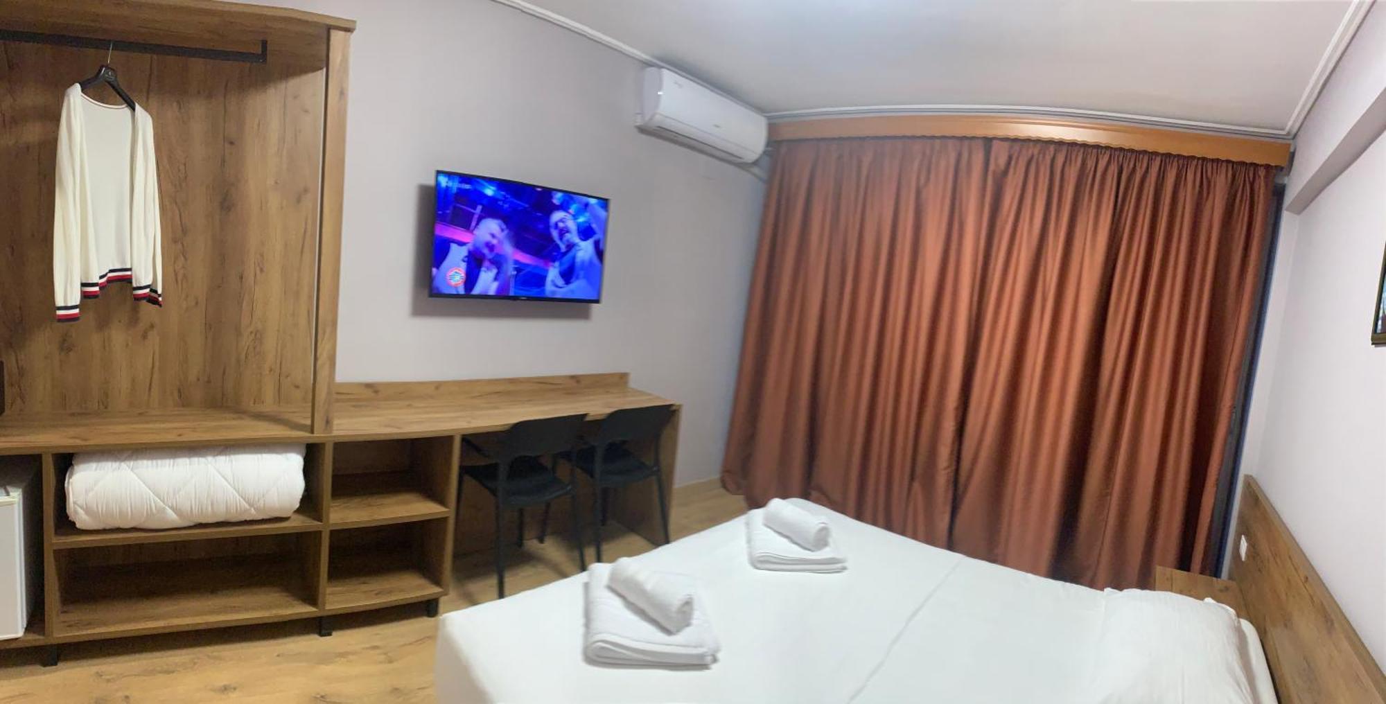 Hotel Dodona ซารานเดอ ภายนอก รูปภาพ