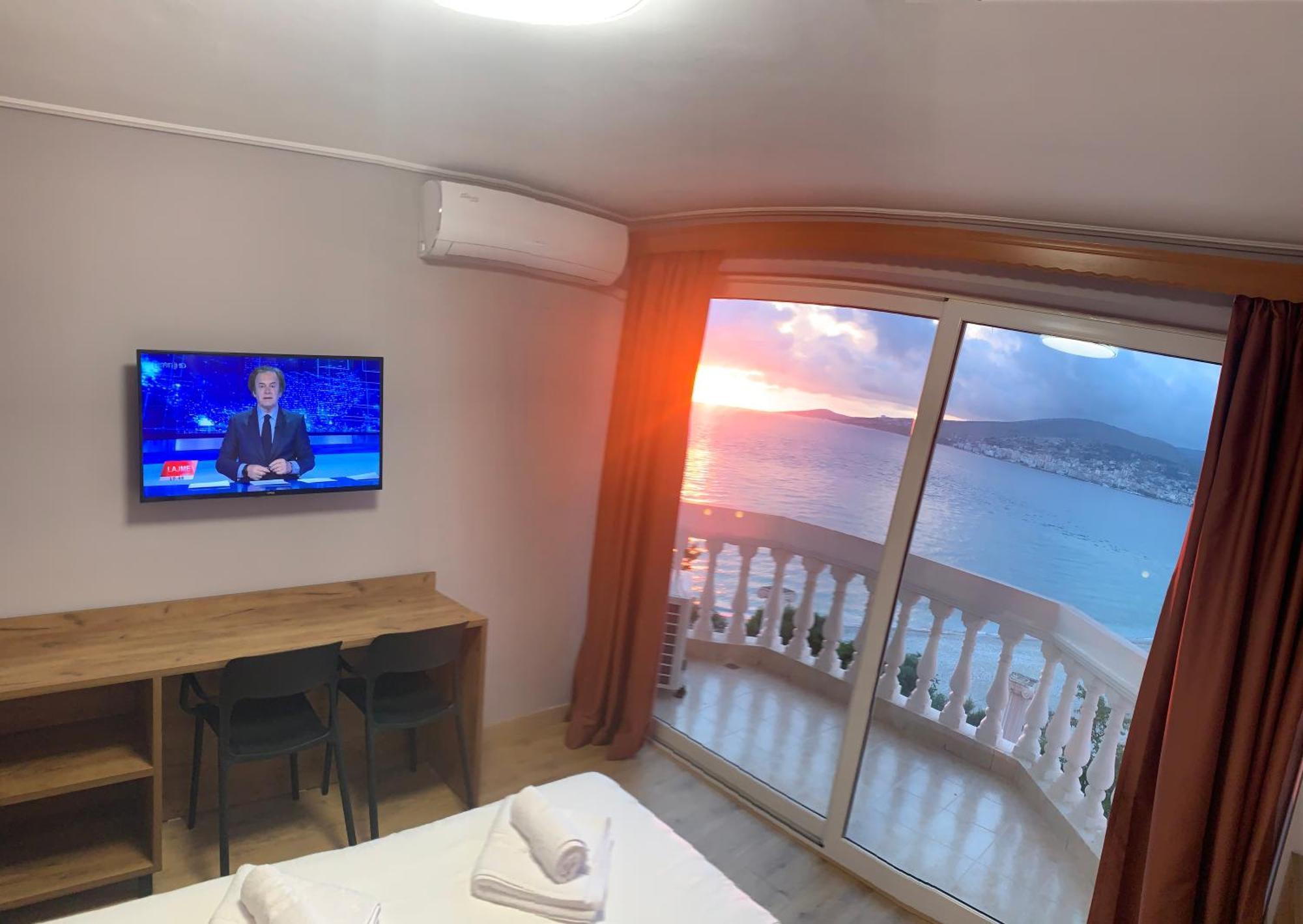 Hotel Dodona ซารานเดอ ภายนอก รูปภาพ